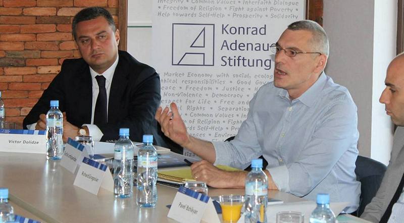 STRATEGIES AND MODELS FOR RAPPROCHEMENT WITH THE EUROPEAN UNION